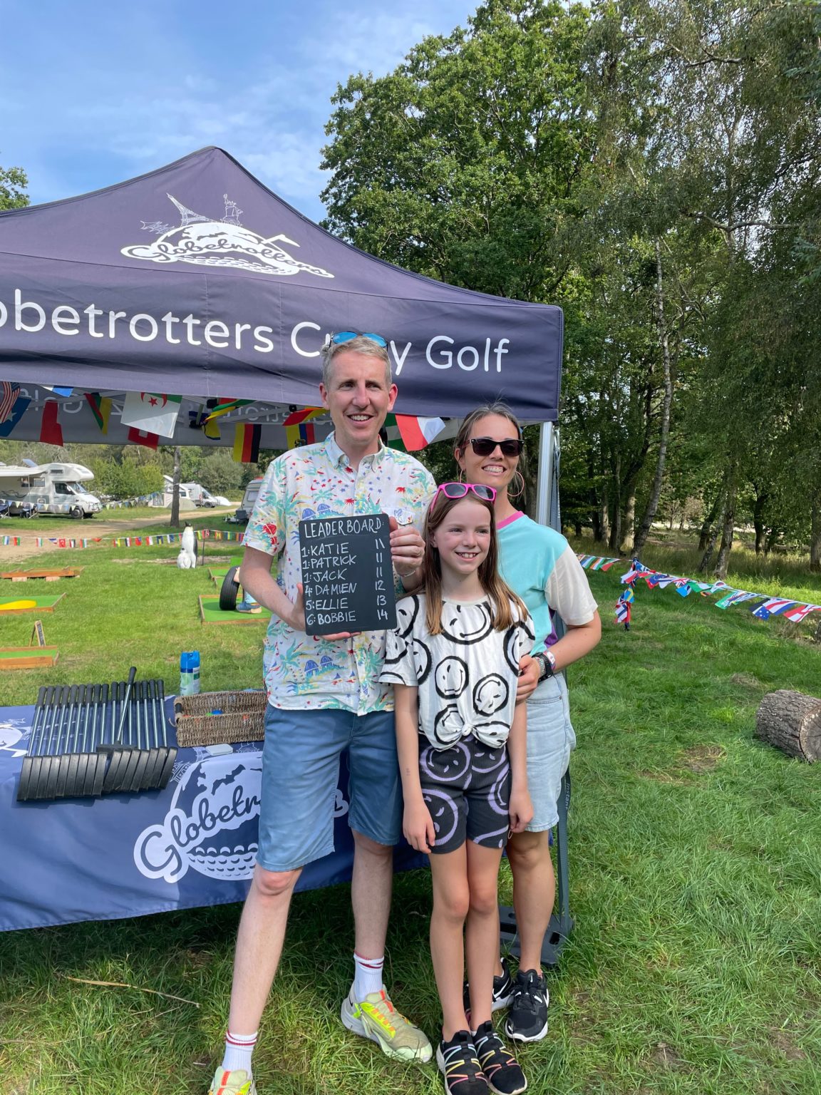 Into The Trees 2023 Globetrotters Bar Golf into-the-trees-2023-globetrotters-bar-golf