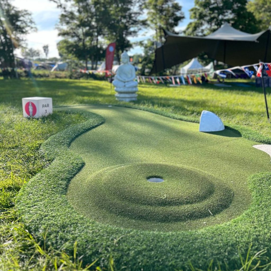 Crazy golf hole