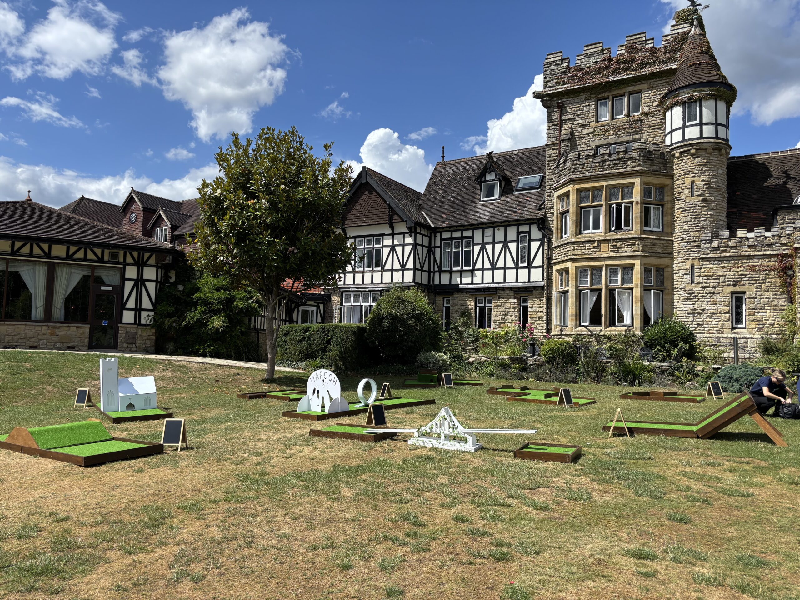 Mini Golf Hire for Wedding